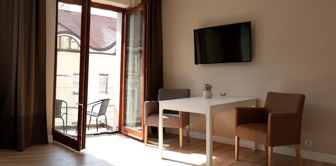 L&L Apartment Old Town Poznan Exterior photo
